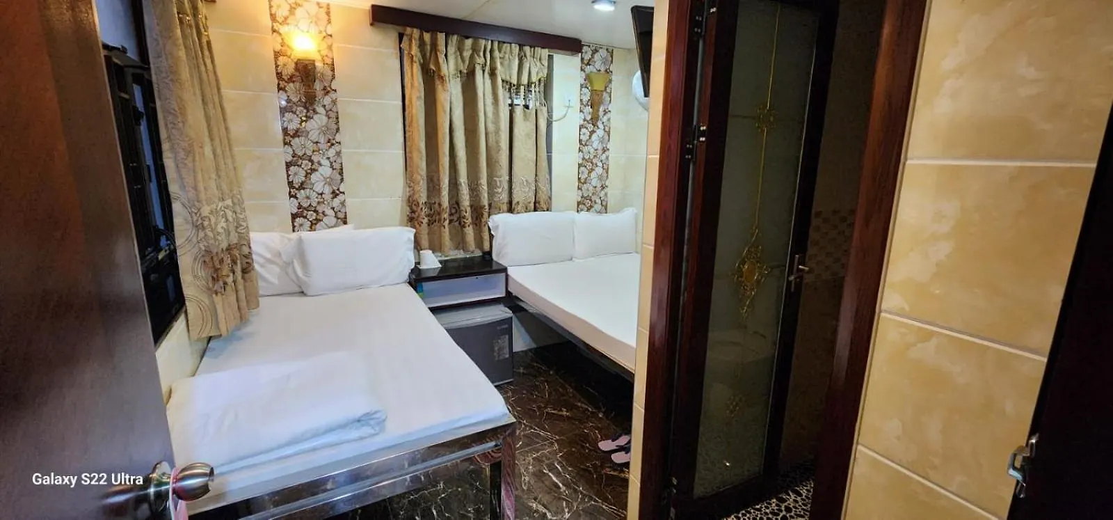 Ranjit Guest House Hong Kong Hotel
